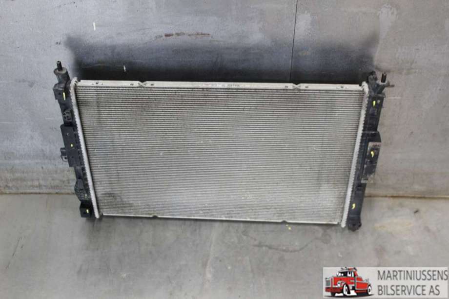 Radiator (automat gir) til Peugeot Partner, 2019-->> (Type III)  (PEUGEOT|9675747980)