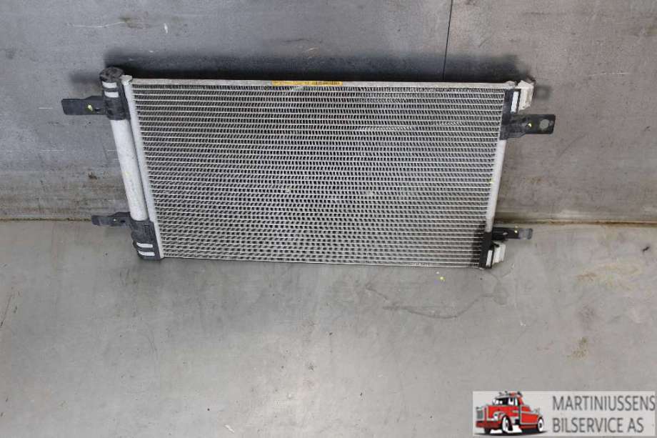 Aircondition radiator til Peugeot Partner, 2019-->> (Type III)  (PEUGEOT|9816746580B)