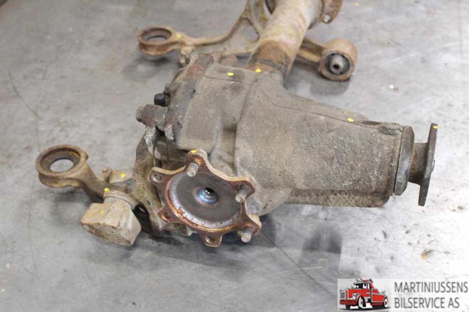 Kardang til Toyota Hiace 2007-2012 (Fase 3)  (TOYOTA|)