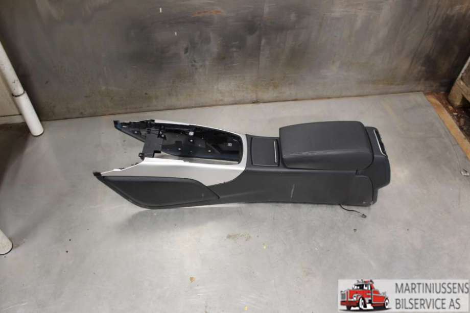 Sete armlene lokk til Audi A6 2011-2014 (Type IV, Fase 1) (C7) (C7) (AUDI|)
