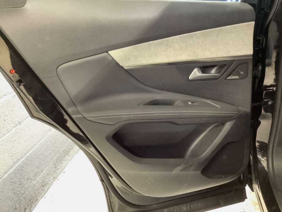 Dørtrekk venstre til Peugeot 3008, 2016-->> (Type II)  (PEUGEOT|)