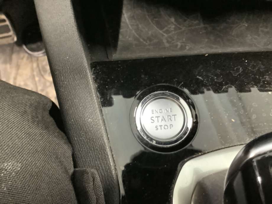 Bryter start/stopp til Peugeot 3008, 2016-->> (Type II)  (PEUGEOT|)