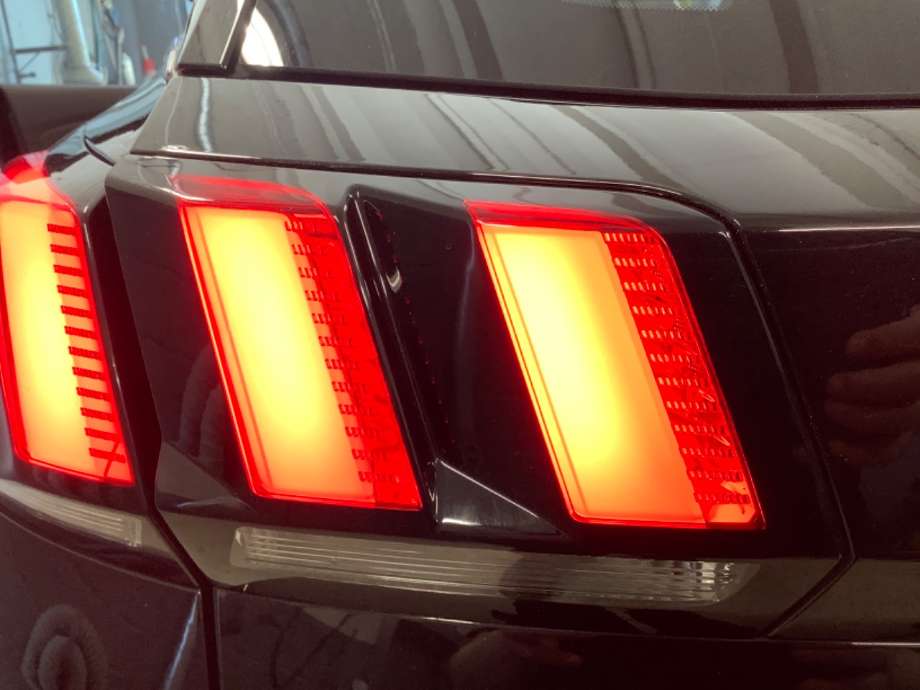 Baklykt venstre indre til Peugeot 3008 2016-->> (Type II)  (PEUGEOT|)