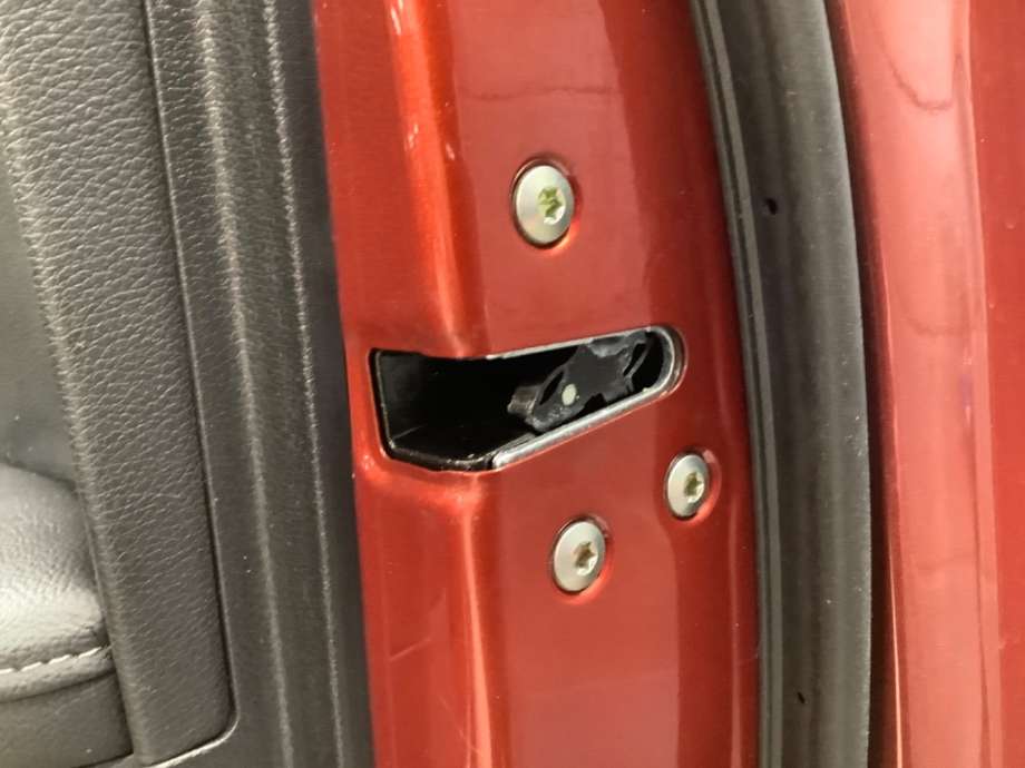 Låsekasse høyre foran til Kia e-Soul, 2019-->> (Type III)  (KIA|)