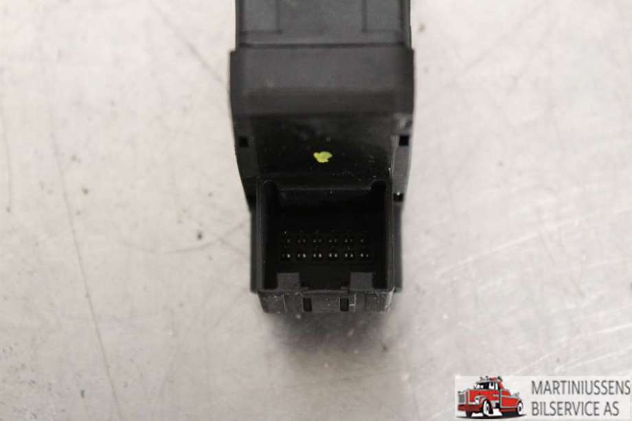 Bryter elektrisk håndbrekk/parkbrems til Audi A4 2007-2014 (Type IV) (B8) (B8) (AUDI|8K1.927.225.B|)