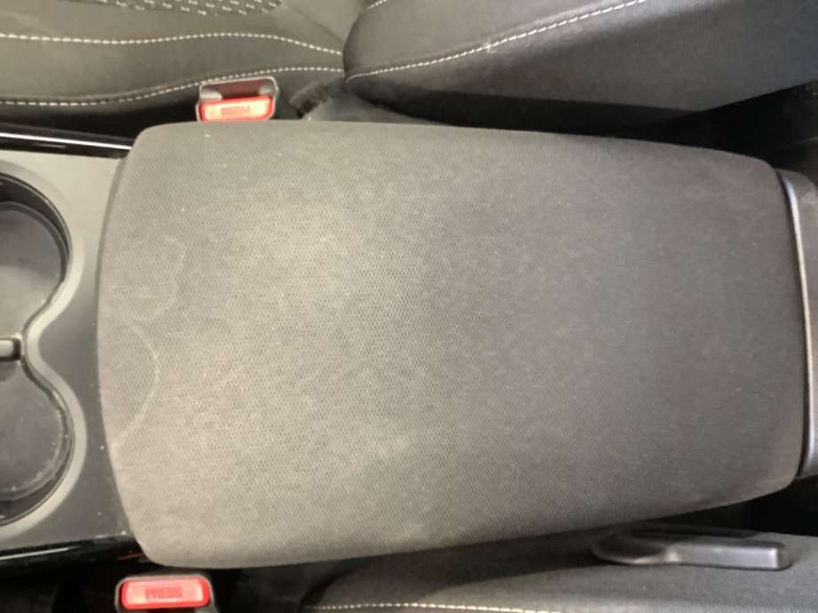 Sete armlene lokk til Renault Kadjar, 2015-->>  (RENAULT|)