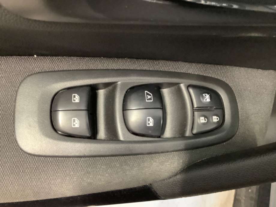 Bryter ruteheis til Renault Kadjar, 2015-->>  (RENAULT|)