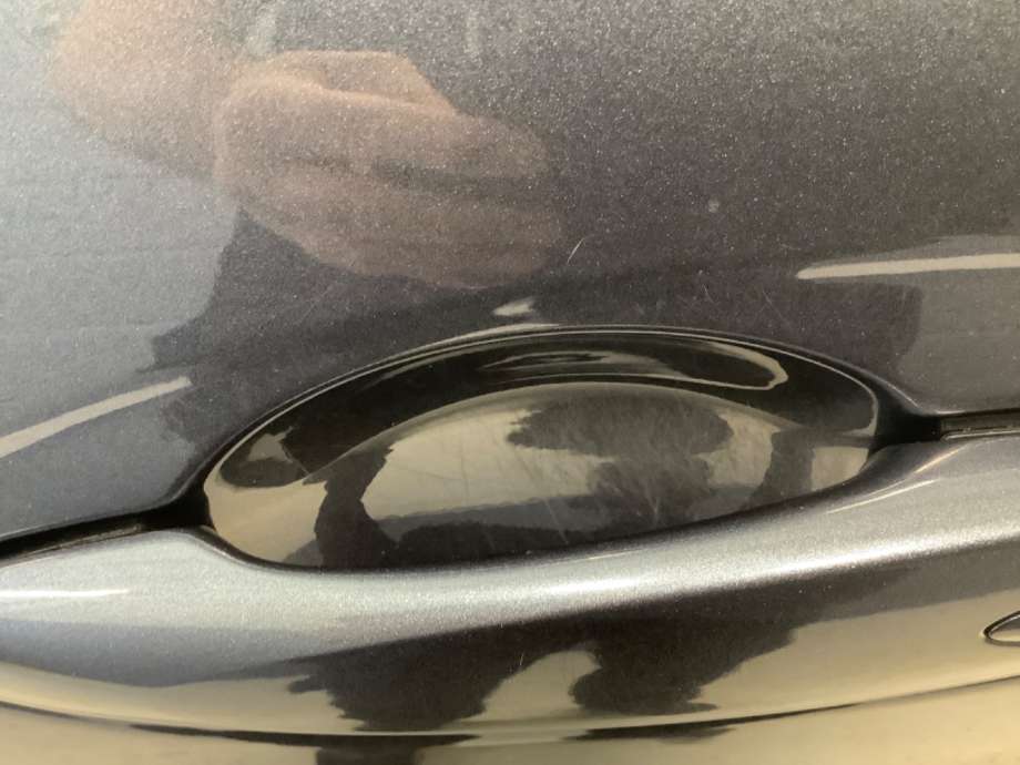 Dør venstre foran til Renault Kadjar 2015-->>  (RENAULT|)