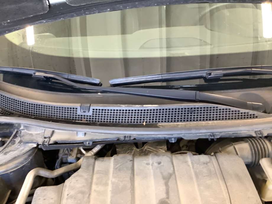Viskerarmer frontrute til Renault Kadjar, 2015-->>  (RENAULT|)