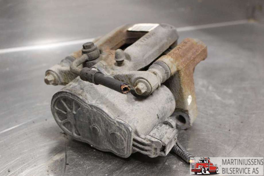 Bremsecaliper venstre bak til Peugeot Partner 2015-2019 (Type II, Fase 2)  (PEUGEOT||AE777006)