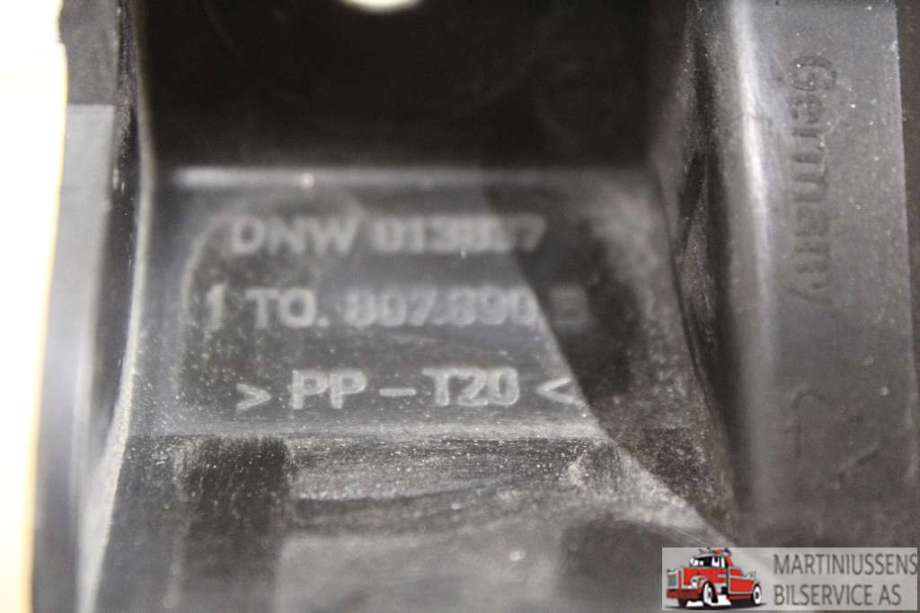 Frontlyktehus til VW Caddy 2010-2015 (Type III, Fase 2)  (|1 TO.807.890 B)
