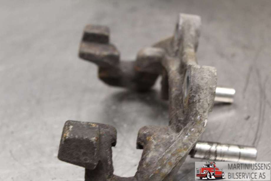 Bremsecaliper brakett til Mercedes E-Klasse 2009-2013 (Fase 1) (W212) (W212) (MERCEDES|)