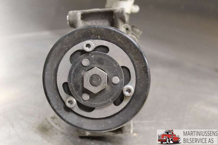 Aircondition kompressor til VW Caddy 2015-2020 (Type III, Fase 3)  (VOLKSWAGEN||5Q0 820 803F)
