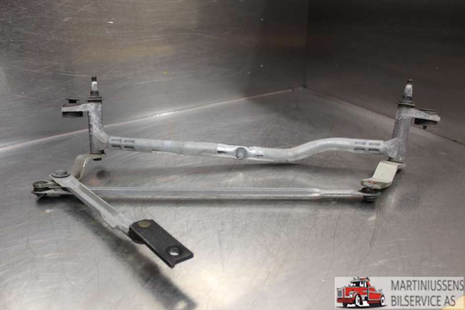 Viskerarmer frontrute til VW Caddy 2015-2020 (Type III, Fase 3)  (VOLKSWAGEN||3 397 021 952)