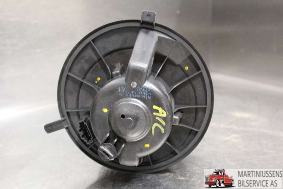 Varmeapparat motor til VW Caddy 2015-2020 (Type III, Fase 3)  (VOLKSWAGEN|1K18190115F|)
