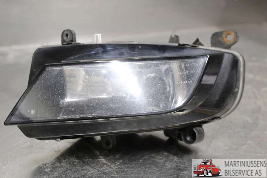 Tåkelykt høyre foran til Audi A4, 2007-2014 (Type IV) (B8) (B8) (AUDI|)
