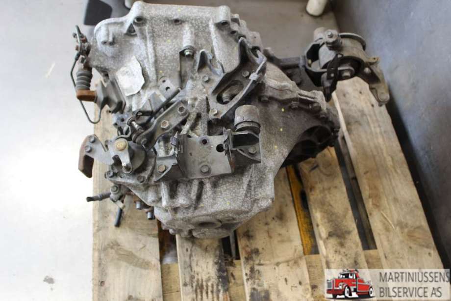 Girkasse manuell 6-trinn til Toyota Avensis 2009-2015 (Type III, Fase 1)  (TOYOTA|)