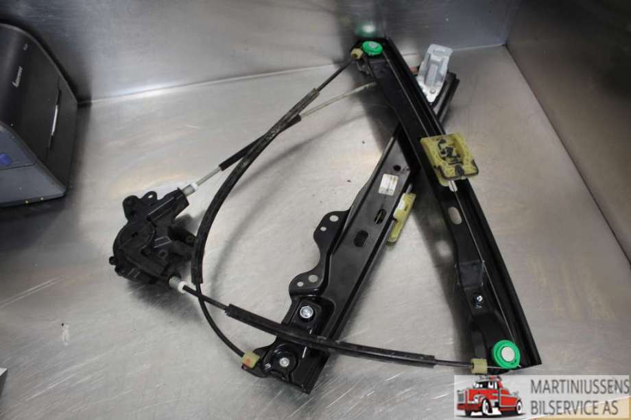 Ruteheis til Ford C-Max 2010-2015 (Type II, Fase 1)  (FORD||U23200)