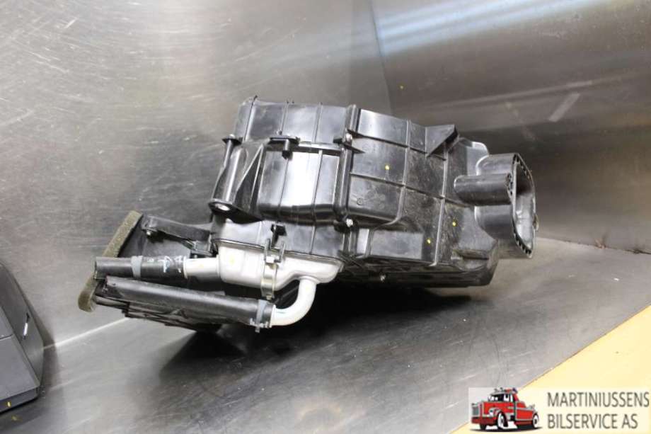 Varmeapparat til VW Transporter / Caravelle 2019-->> (T6.1) (T6.1) (VOLKSWAGEN||7E0819 004E)