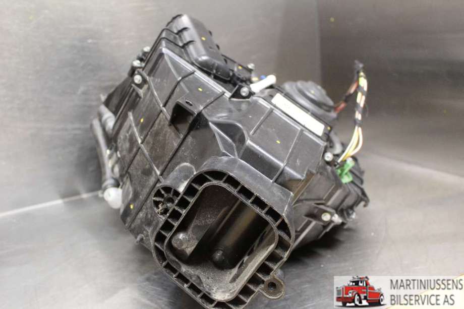 Varmeapparat til VW Transporter / Caravelle 2019-->> (T6.1) (T6.1) (VOLKSWAGEN||7E0819 004E)