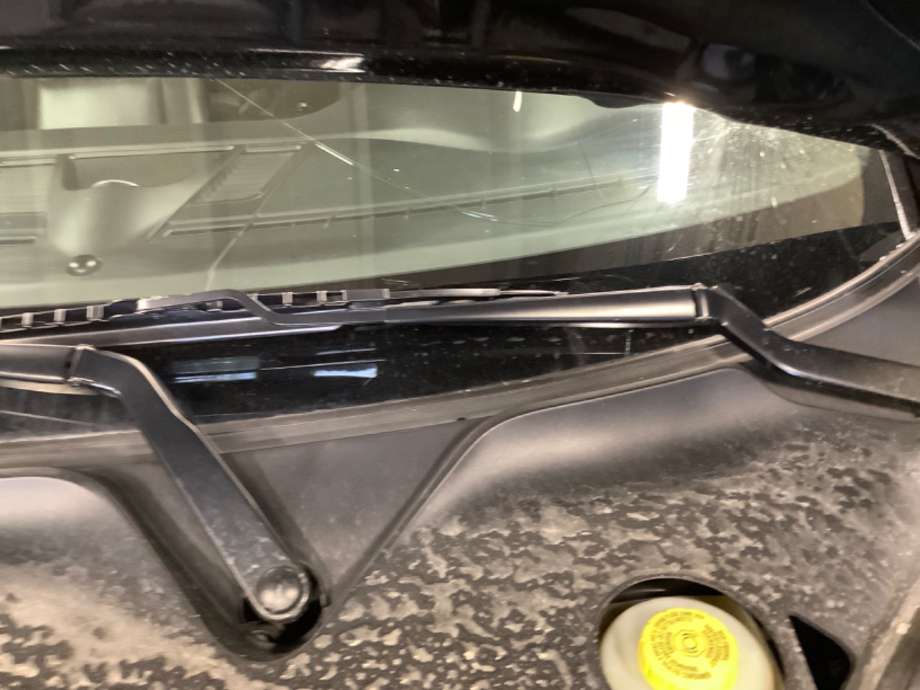 Viskerarmer frontrute til Porsche Panamera, 2009-2017 (Type I) (970) (970) (PORSCHE|)