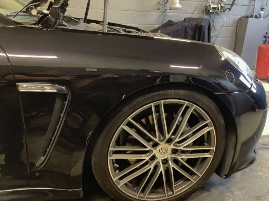 Skjerm høyre foran til Porsche Panamera, 2009-2017 (Type I) (970) (970) (PORSCHE|)