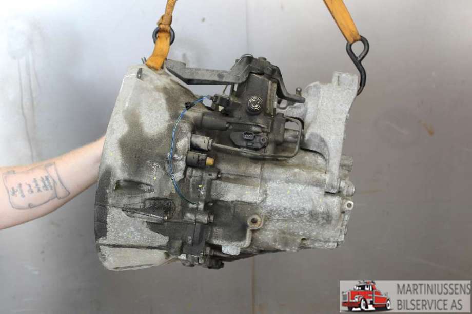 Girkasse manuell 6-trinn til Volvo V40 2012-2019  (VOLVO|P1285228||66R-7F097-BB)