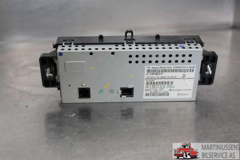 Multimedia display (MCU - Media Controller Unit) til Mercedes GLK 2008-2015 (X204) (X204) (MERCEDES||A 204 820 26 97)