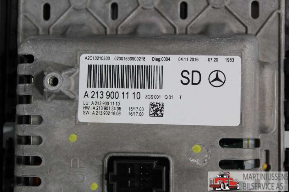 Multimedia display (MCU - Media Controller Unit) til Mercedes E-Klasse 2016-2023 (W213) (W213) (MERCEDES||A 213 900 11 10)