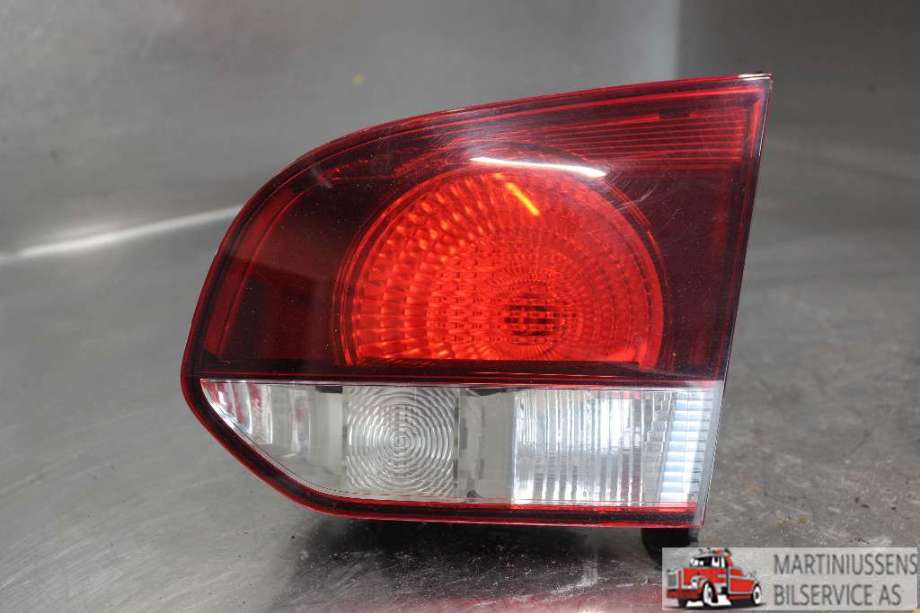 Baklykt høyre indre til VW Golf VI, 2008-2012  (VOLKSWAGEN|)