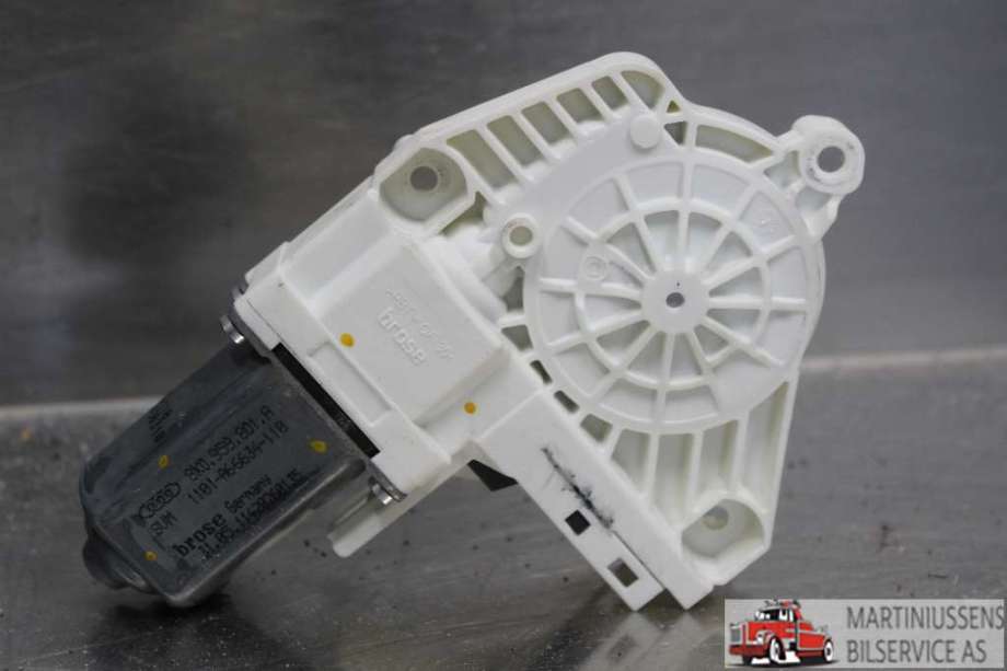 Ruteheis venstre foran til Audi A4 2007-2014 (Type IV) (B8) (B8) (AUDI||8K0 959 801 A)