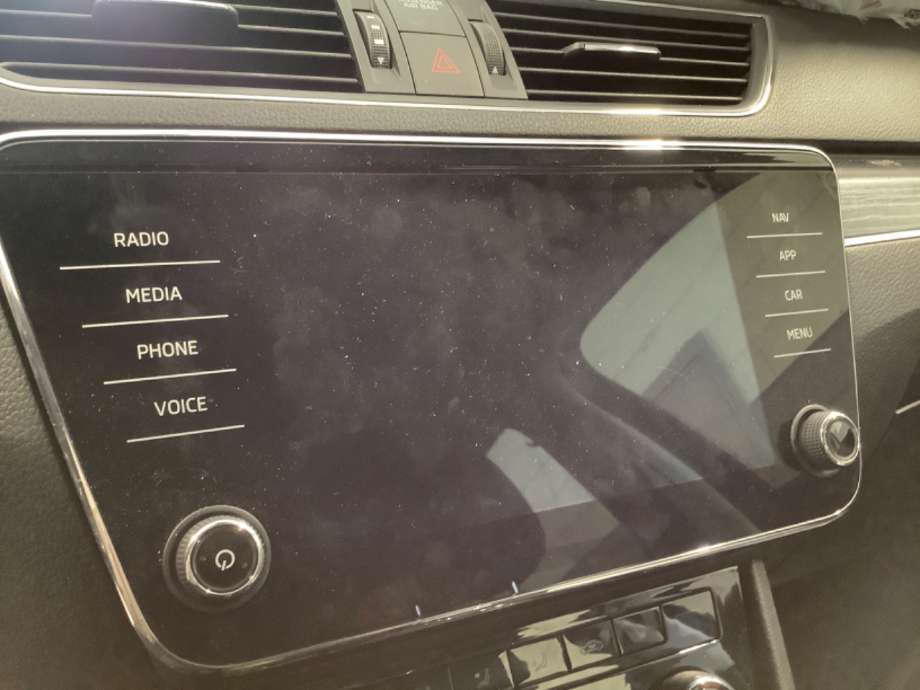 Multimedia display (MCU - Media Controller Unit) til Škoda Superb, 2015-->> (Type III)  (SKODA|)