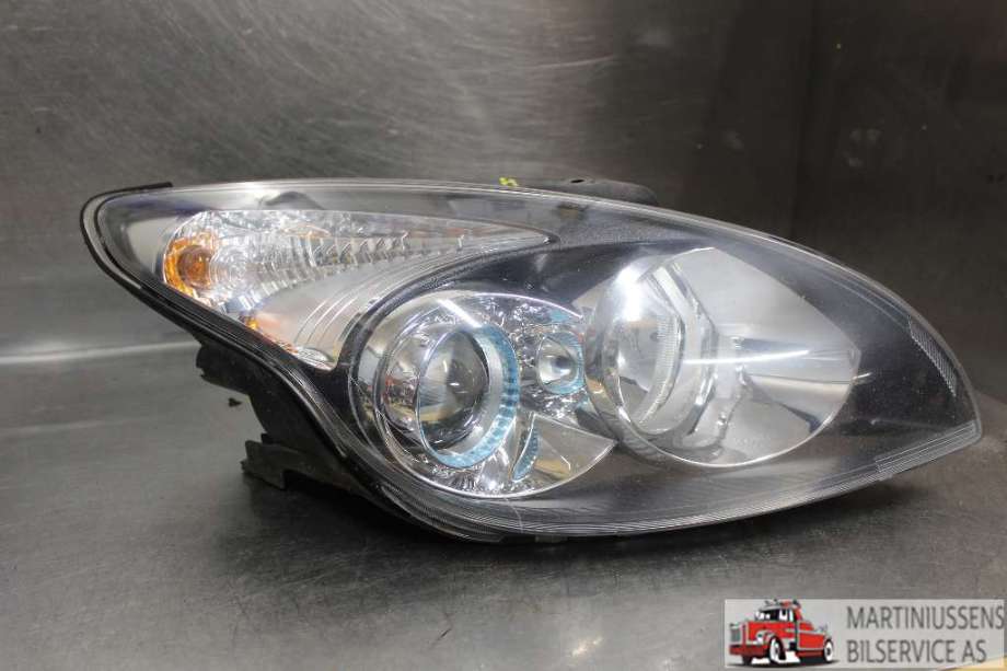 Frontlykt høyre halogen til Hyundai i30, 2007-2012 (Type I)  (HYUNDAI|)