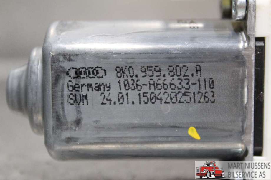 Ruteheis høyre til Audi A4 2007-2014 (Type IV) (B8) (B8) (AUDI||8K0 959 802 A)