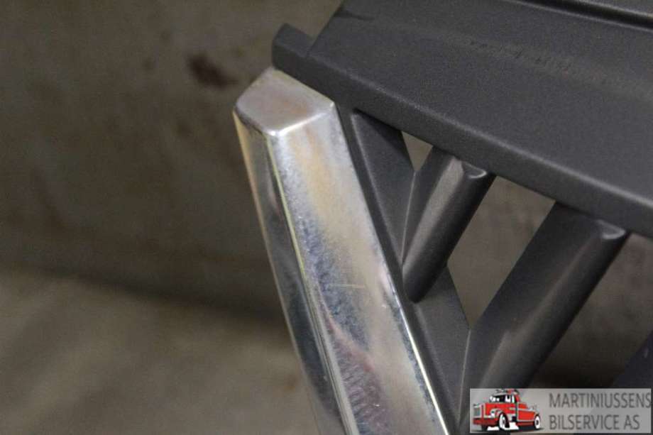 Grill til Mitsubishi Outlander 2007-2010 (Type II, Fase 1)  (MITSUBISHI||7450A037ZZ)