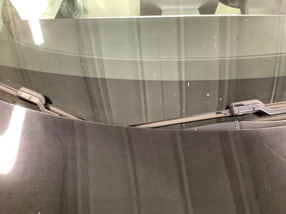 Viskerarmer frontrute til Tesla Model 3, 2018-2023 (Fase 1)  (TESLA|)