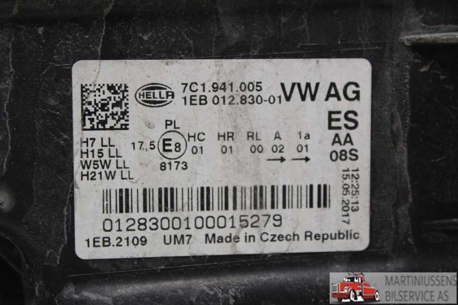 Frontlykt venstre halogen til VW Crafter 2016-->> (Type II)  (VOLKSWAGEN|7C1 941 005||7C1.941.005)