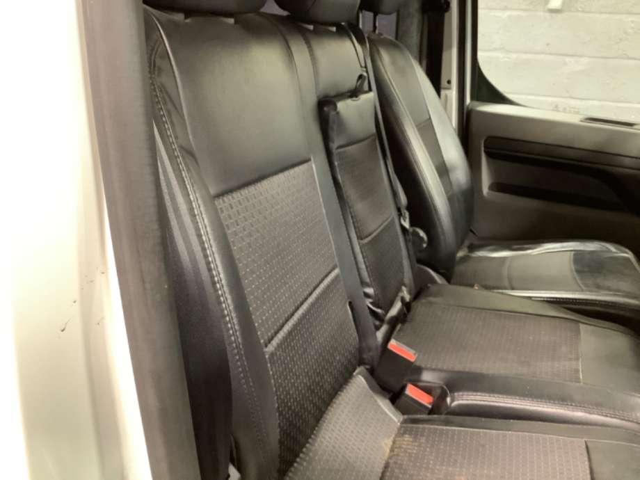Sete foran høyre til Toyota Proace City 2020-->>  (Toyota|)