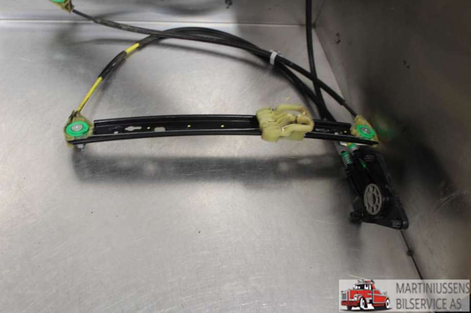 Ruteheis til Audi A1 2010-2014 (Type I, Fase 1)  (AUDI||8X3 837 462)