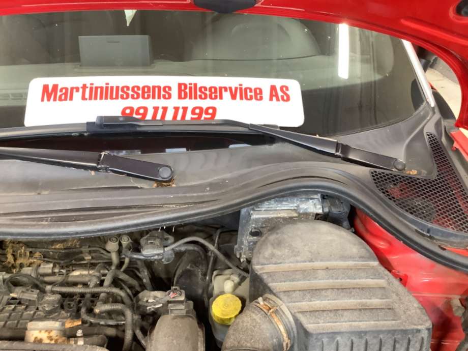 Viskerarmer frontrute til Audi A1, 2010-2014 (Type I, Fase 1)  (AUDI|)