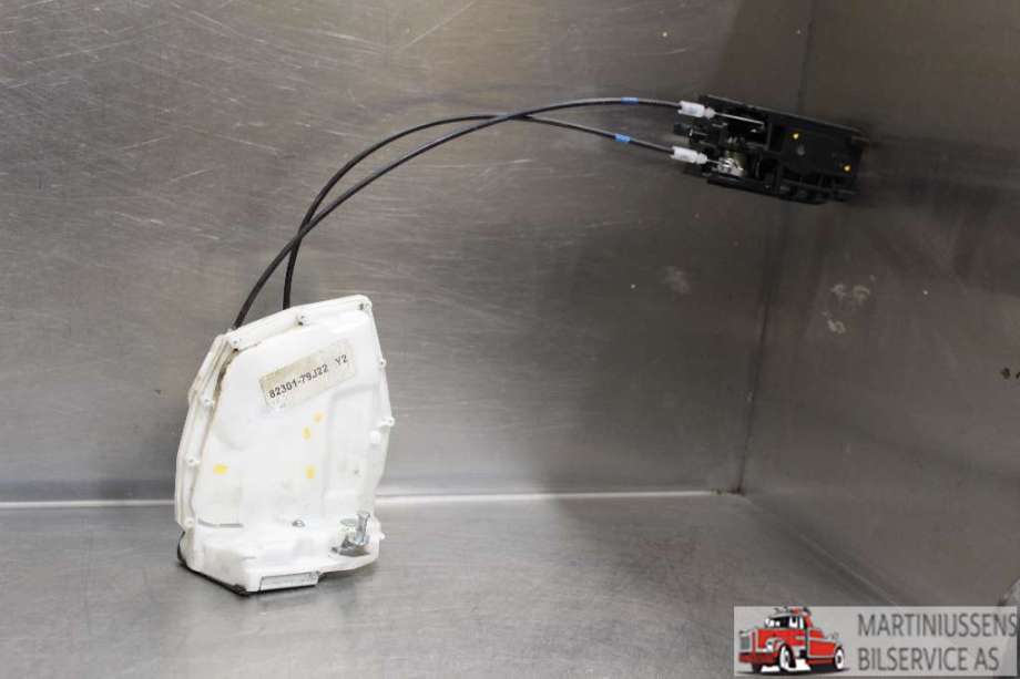 Låsekasse høyre til Suzuki SX4, 2009-2013 (Type I, Fase 2)  (SUZUKI|)
