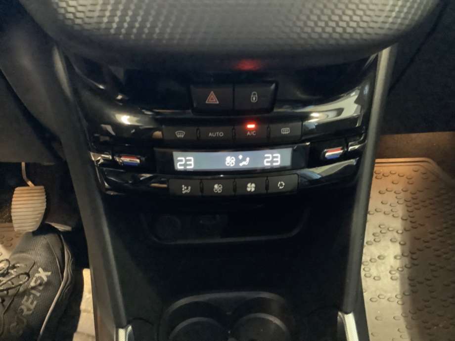 Varmeapparat betjening til Peugeot 2008 2013-2019 (Type I)  (PEUGEOT||96722471XU)