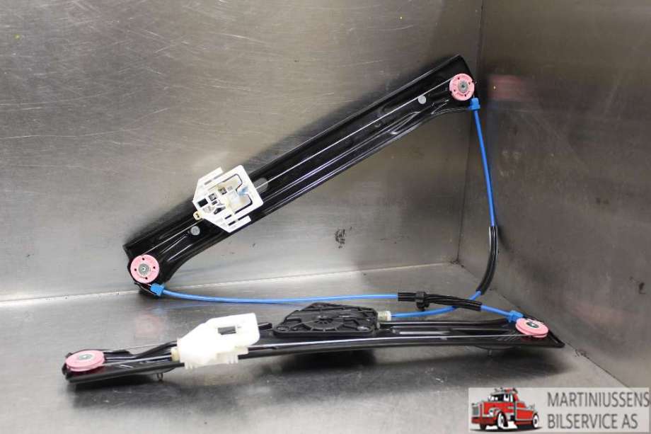 Ruteheis til BMW 3-Serie 2012-2018 (F30/F31/F34) (F30/F31/F34) (BMW||13262410)