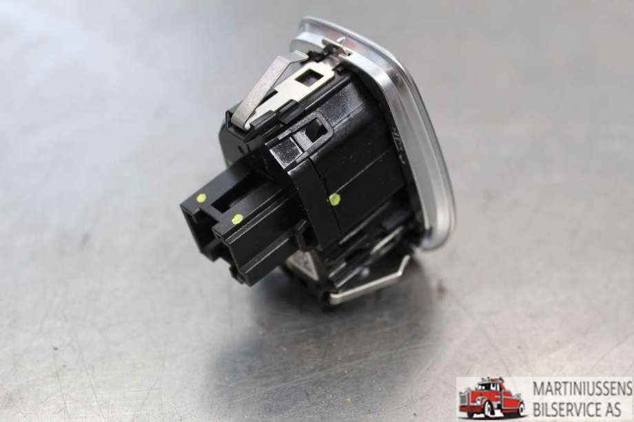 Bryter start/stopp til BMW 3-Serie 2012-2018 (F30/F31/F34) (F30/F31/F34) (BMW||925073402)