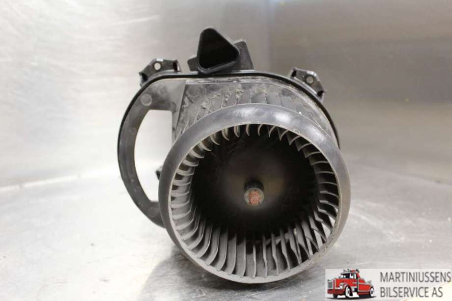 Varmeapparat motor til Mercedes A-Klasse 2012-2018 (W176) (W176) (MERCEDES||A246 906 42 00)