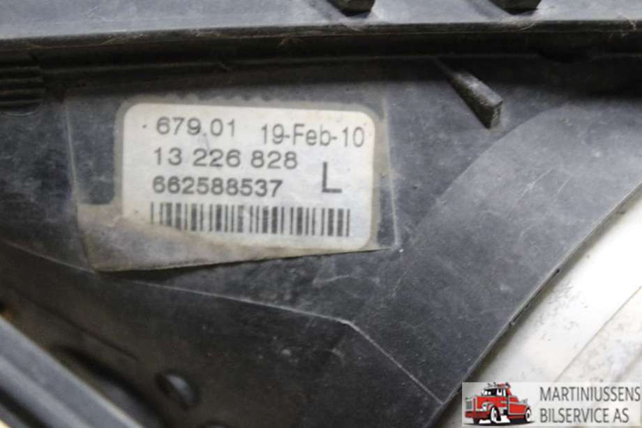Tåkelykt venstre foran til Opel Insignia A 2009-2014  (OPEL||13 226 828)