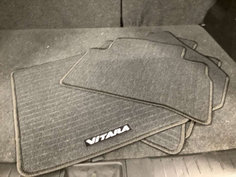 Innredning diverse til Suzuki Vitara, 2015-->> (Type IV)  (SUZUKI|)