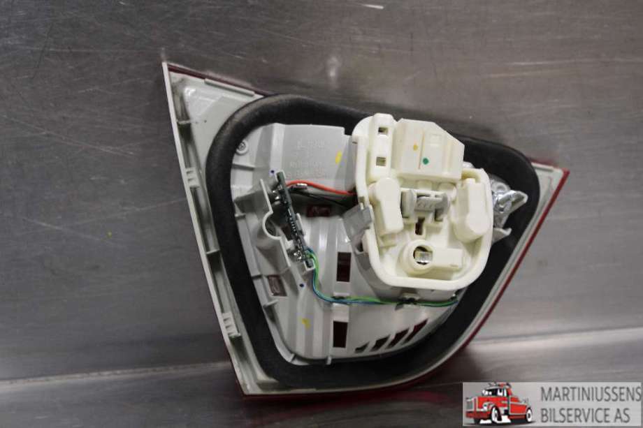 Baklykt høyre indre til BMW 3-Serie 2005-2011 (E90/E91/E92/E93) (E90/E91/E92/E93) (BMW||7 154 156)
