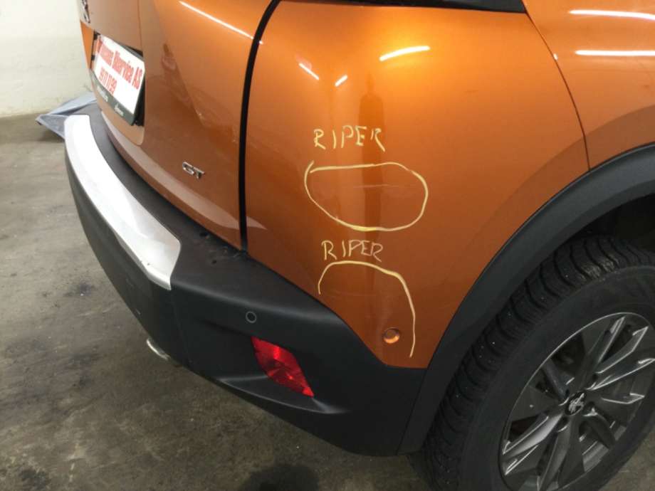 Støtfanger bak til Peugeot 2008, 2019-->> (Type II)  (PEUGEOT|)