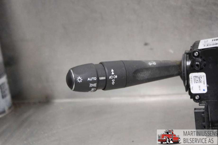 Bryter combi til Peugeot 2008 2019-->> (Type II)  (PEUGEOT||98369241ZD00)